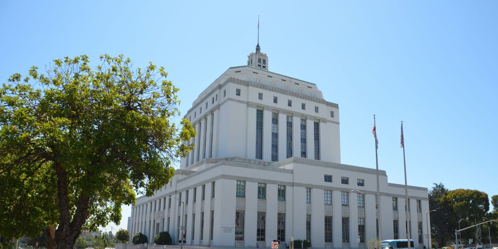 Huntington Beach to Decide on Library Governance in Upcoming Special Election