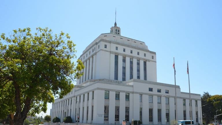 Huntington Beach to Decide on Library Governance in Upcoming Special Election