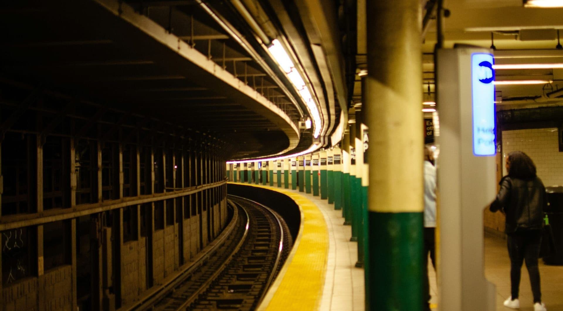 Beyoncé Pays $100K to Keep DC Metro Open Late After Show Delay
