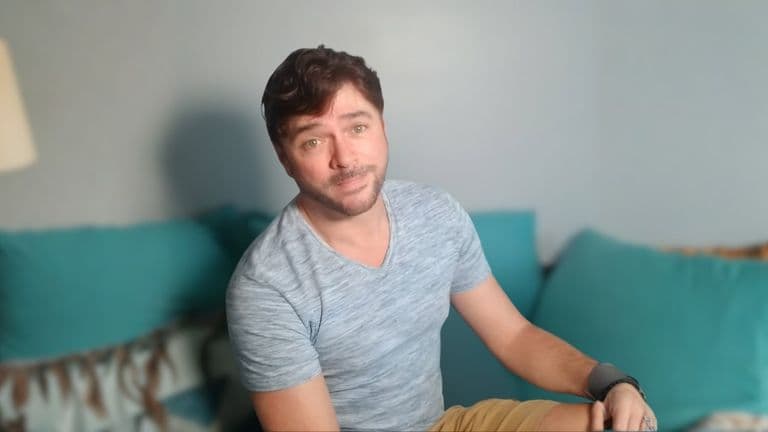Chris Gibson, esthetician and wellness coach, promoting holistic skincare and natural beauty through personalized routines and wellness-focused supplements.