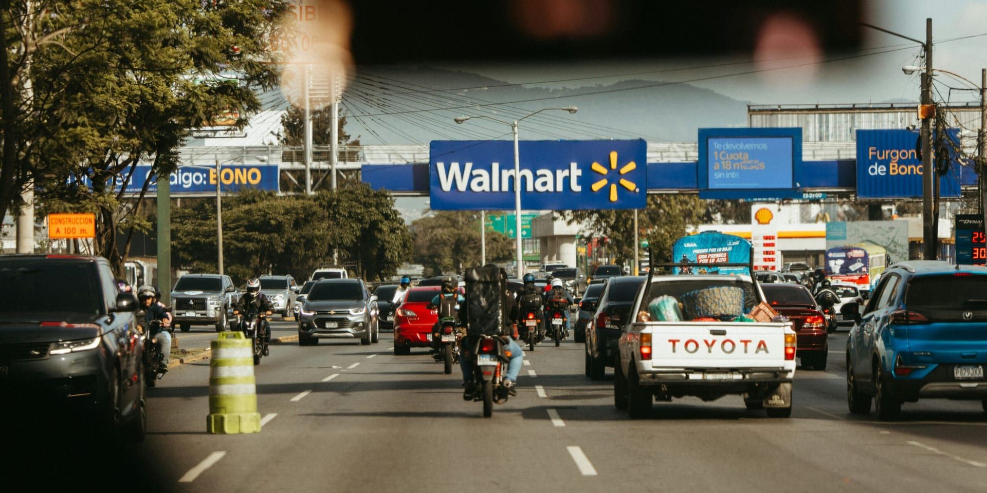 Walmart to Join Nasdaq-100 Index in Strategic Market Move