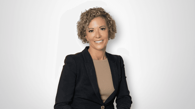 Dr. Zoe Wyatt-Potage, Clinical Social Worker, offers insights on dopamine, stress, and holiday pressures.