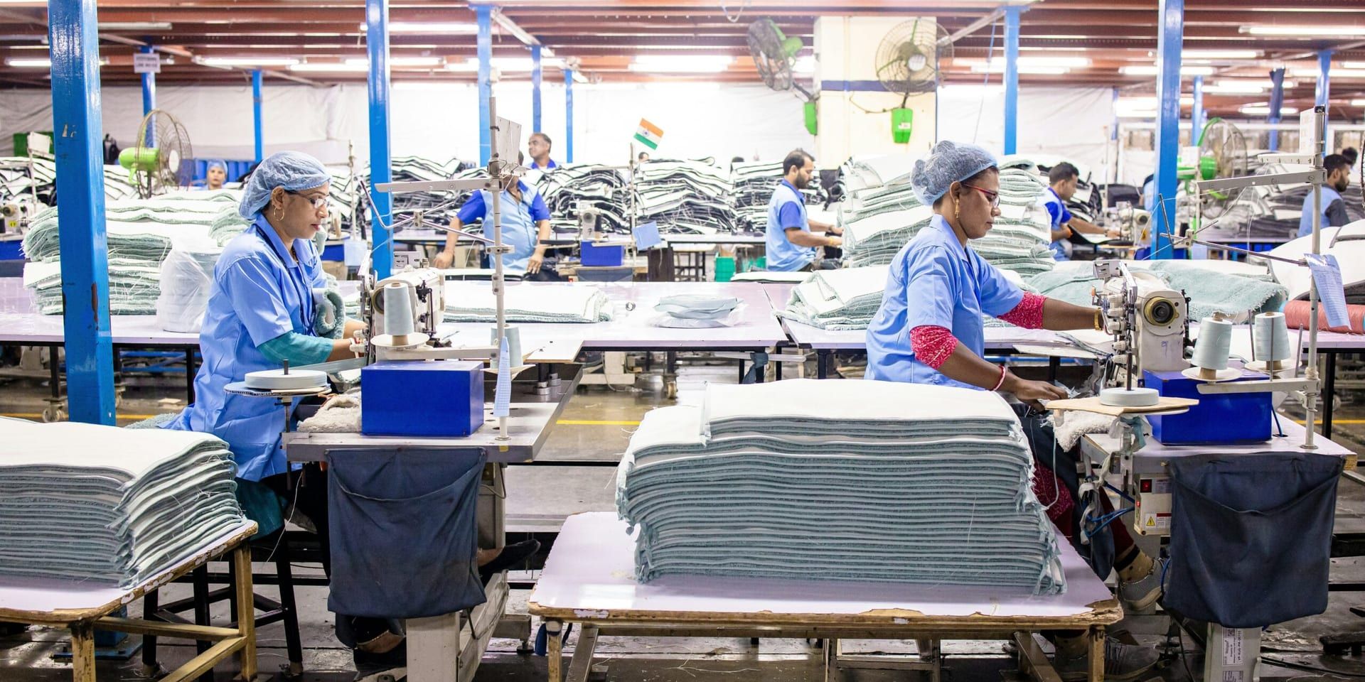 Business: Manufacturers Brace for Slower Demand Ahead of Year-End