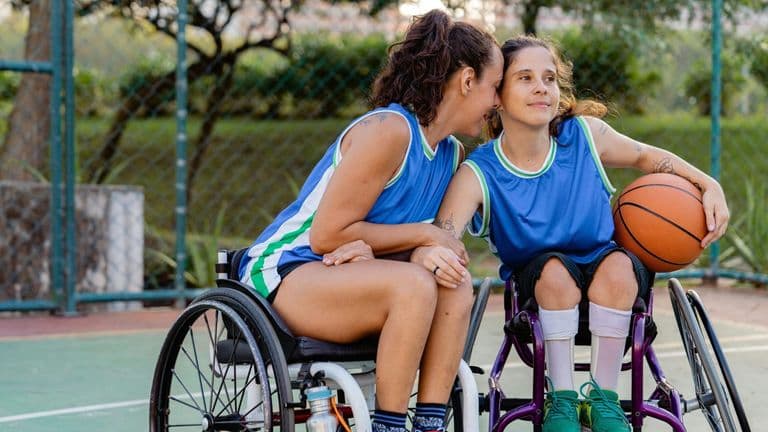 Caitlin Clark’s Impact Felt Even While Injured: Leadership Beyond the Court