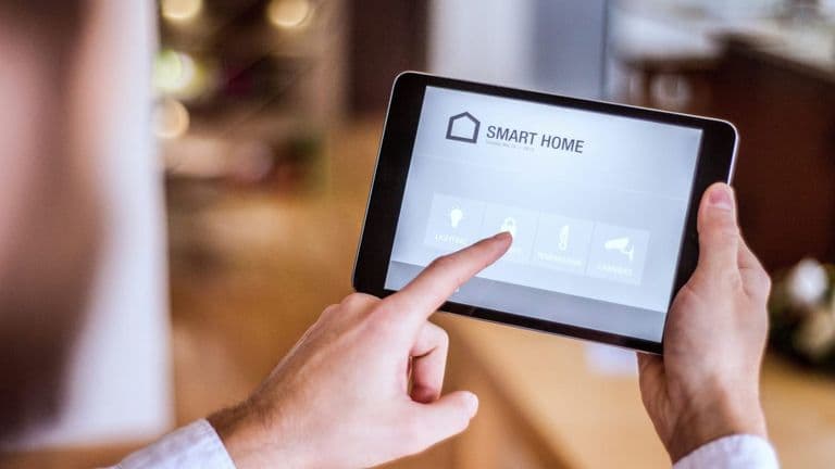 Tech & Lifestyle Innovations Capture August 1 Buzz: Streaming, Smart Gear & Smart Home