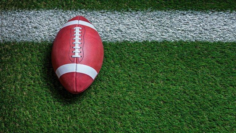 Dallas Cowboys Secure Top Playoff Spot with Thrilling Victory Over Philadelphia Eagles