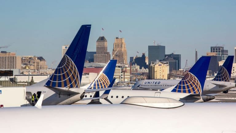 United Airlines Adjusts Profit Outlook Amid Mixed Q2 Results