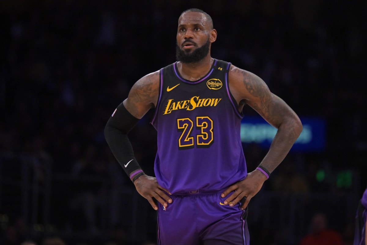 Lebron james takes a breathe during the lakers game against the trail blazers