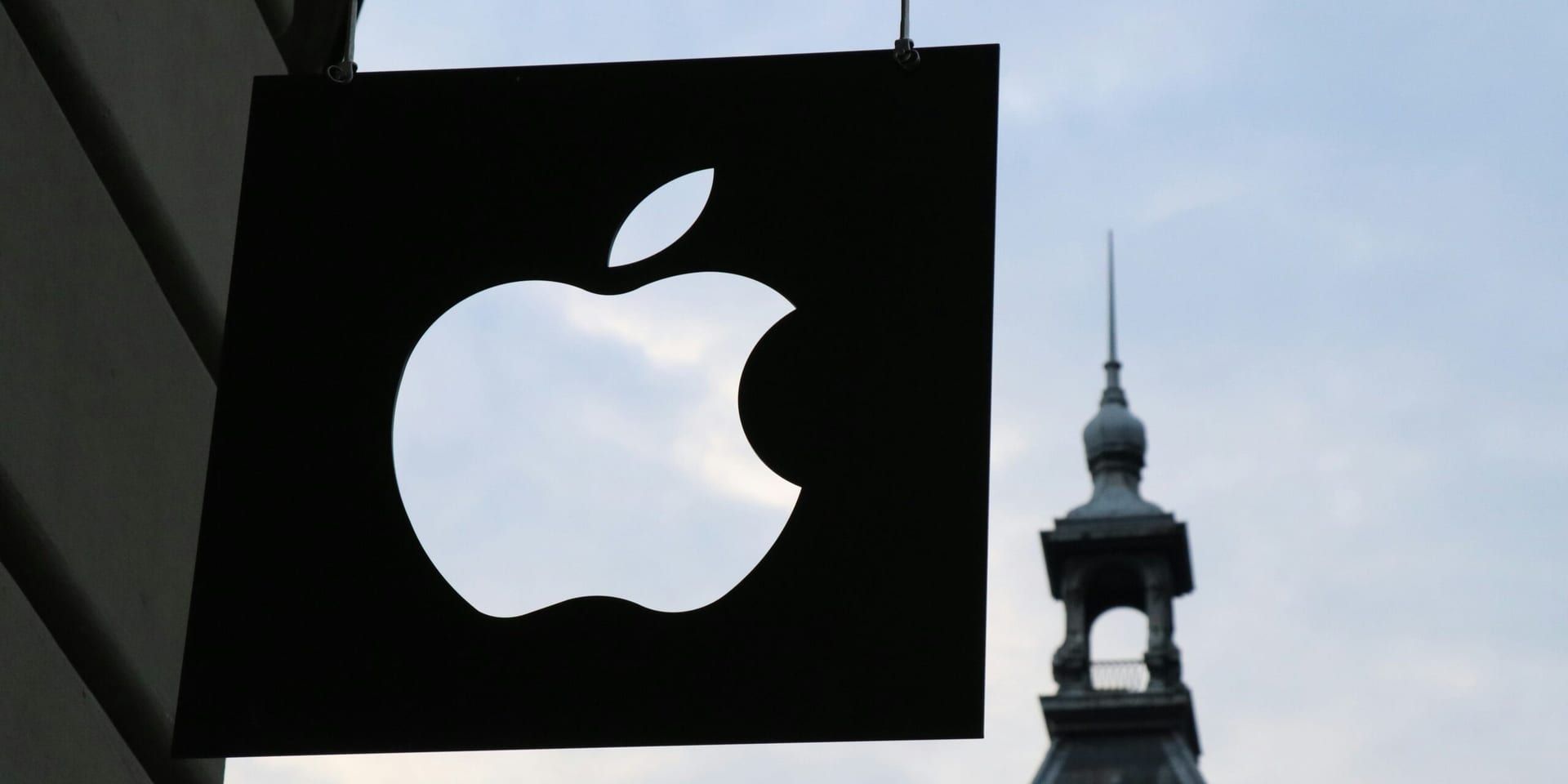 Apple Commits Additional $100 Billion to U.S. Manufacturing