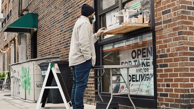 U.S. Small Business Confidence Climbs as AI Investment Rises