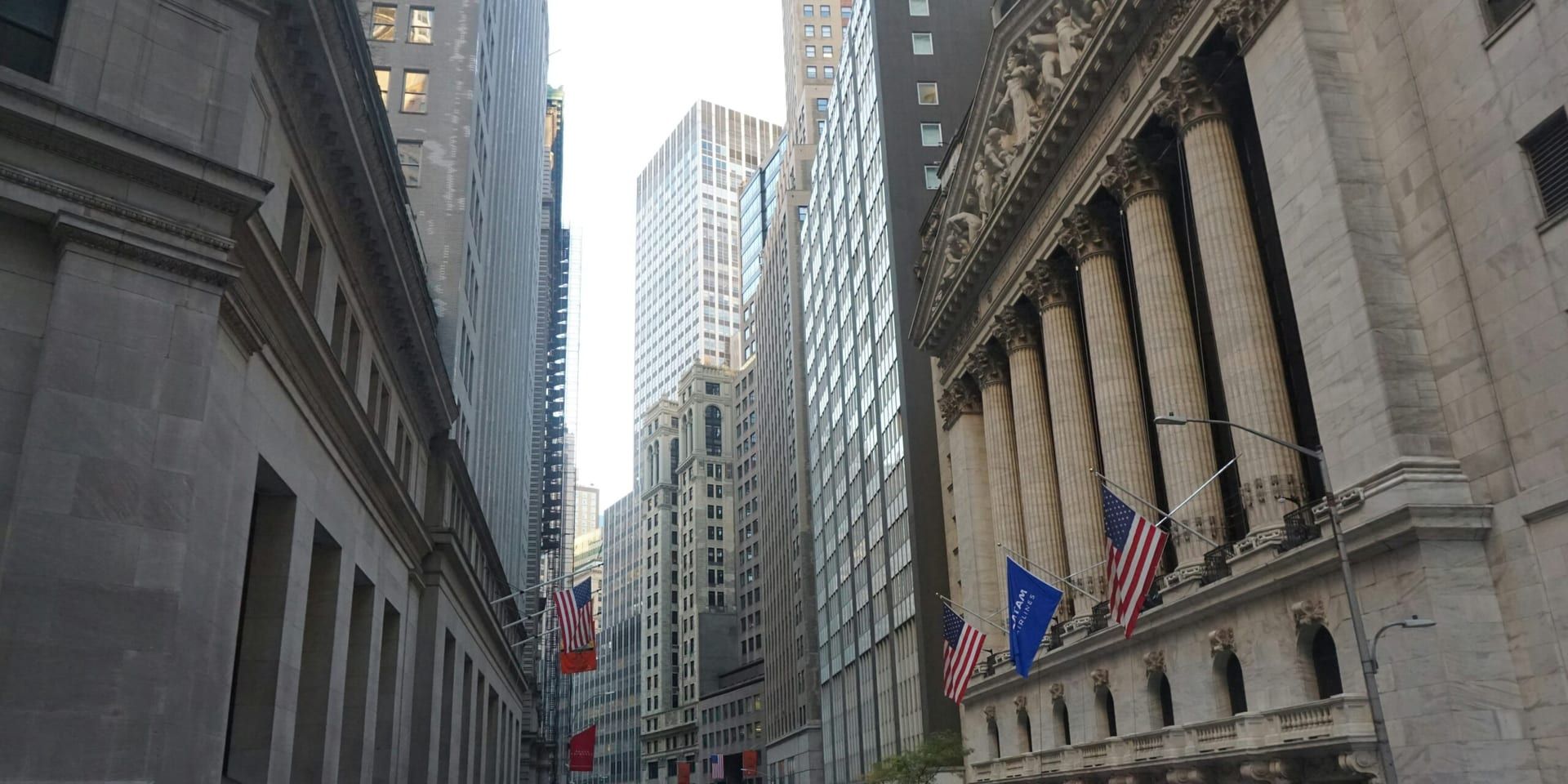 U.S. Stock Market Hits Milestone Amid Economic Uncertainty